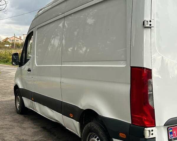Мерседес Sprinter 2018 в Виннице на Automoto.ua Белый Мерседес Sprinter, объемом двигателя 2.2 л и пробегом 267 тыс. км за 18900 $, фото 5 на Automoto.ua