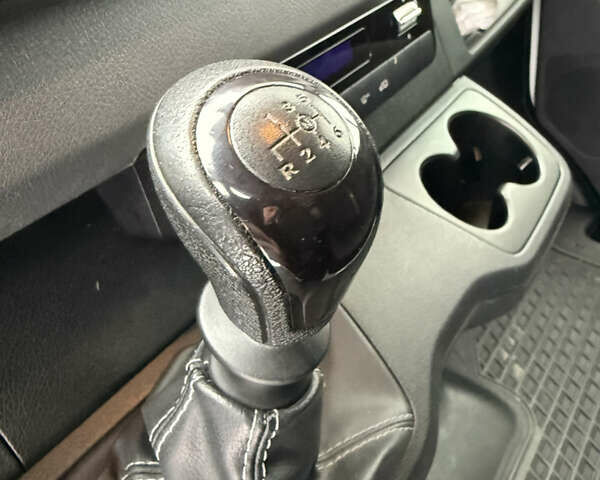 Білий Мерседес Sprinter, об'ємом двигуна 2.14 л та пробігом 195 тис. км за 26500 $, фото 17 на Automoto.ua