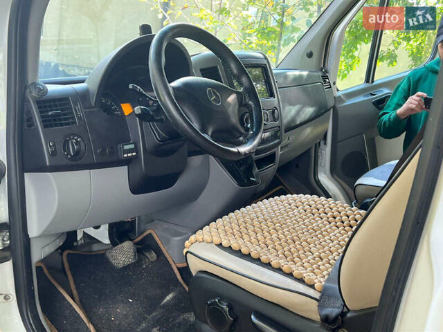 Білий Мерседес Sprinter, об'ємом двигуна 3 л та пробігом 350 тис. км за 33500 $, фото 3 на Automoto.ua