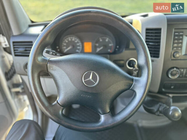 Белый Мерседес Sprinter, объемом двигателя 3 л и пробегом 150 тыс. км за 23800 $, фото 45 на Automoto.ua