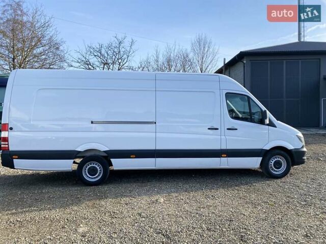 Белый Мерседес Sprinter, объемом двигателя 2.2 л и пробегом 290 тыс. км за 19950 $, фото 9 на Automoto.ua