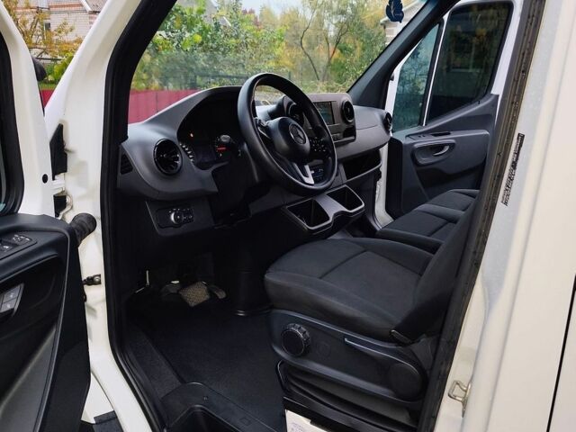 Білий Мерседес Sprinter, об'ємом двигуна 2.99 л та пробігом 290 тис. км за 31500 $, фото 7 на Automoto.ua