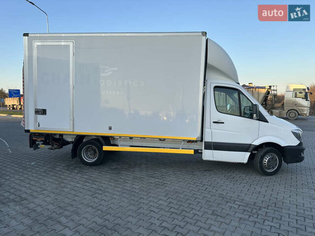 Белый Мерседес Sprinter, объемом двигателя 2.2 л и пробегом 264 тыс. км за 24300 $, фото 2 на Automoto.ua