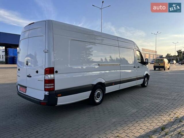 Белый Мерседес Sprinter, объемом двигателя 2.2 л и пробегом 288 тыс. км за 19700 $, фото 14 на Automoto.ua