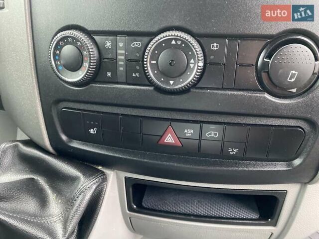 Білий Мерседес Sprinter, об'ємом двигуна 3.03 л та пробігом 140 тис. км за 23800 $, фото 41 на Automoto.ua