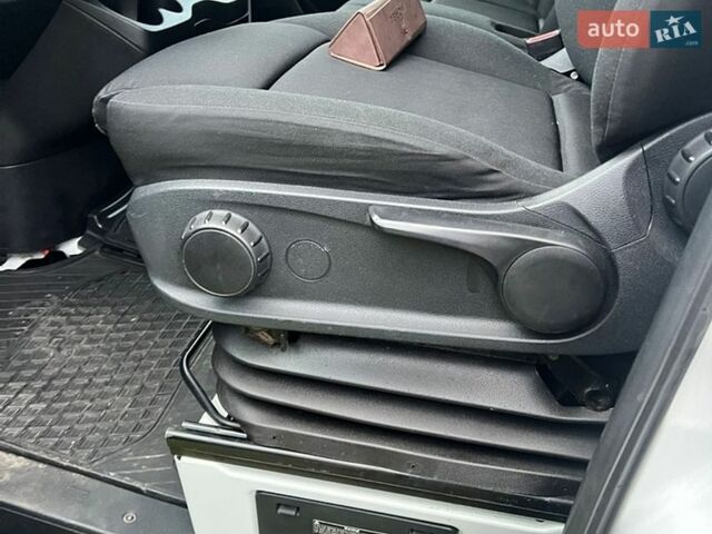 Белый Мерседес Sprinter, объемом двигателя 2.99 л и пробегом 122 тыс. км за 43000 $, фото 17 на Automoto.ua