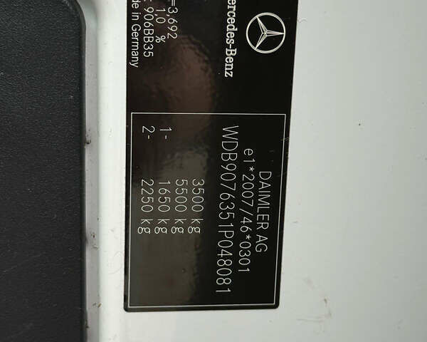 Белый Мерседес Sprinter, объемом двигателя 2.1 л и пробегом 314 тыс. км за 23990 $, фото 19 на Automoto.ua