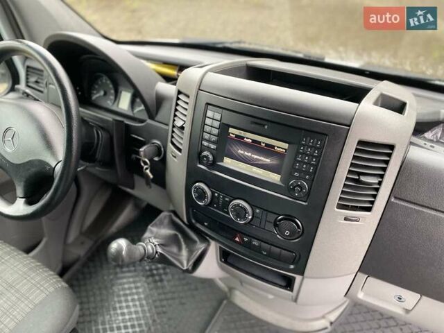 Білий Мерседес Sprinter, об'ємом двигуна 3.03 л та пробігом 140 тис. км за 23800 $, фото 38 на Automoto.ua