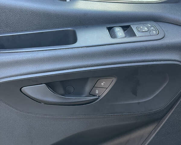 Белый Мерседес Sprinter, объемом двигателя 2.14 л и пробегом 366 тыс. км за 23000 $, фото 20 на Automoto.ua