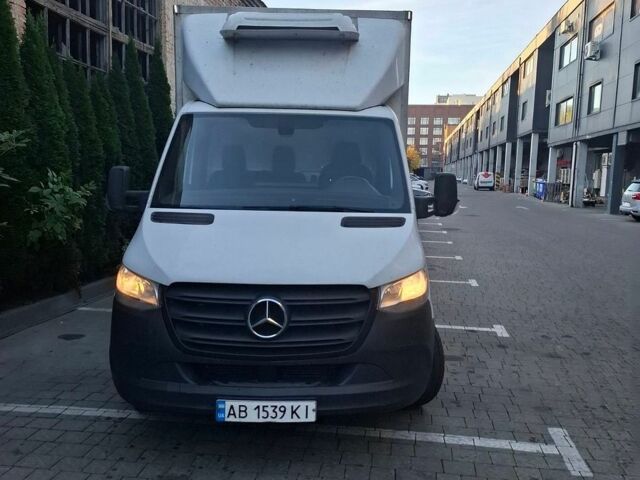 Белый Мерседес Sprinter, объемом двигателя 2.99 л и пробегом 345 тыс. км за 30000 $, фото 4 на Automoto.ua