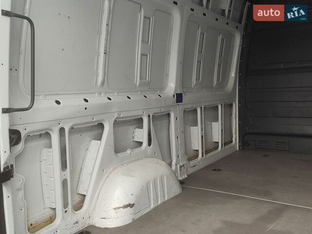Белый Мерседес Sprinter, объемом двигателя 2.99 л и пробегом 84 тыс. км за 19600 $, фото 10 на Automoto.ua