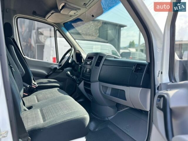 Белый Мерседес Sprinter, объемом двигателя 2.2 л и пробегом 161 тыс. км за 19830 $, фото 26 на Automoto.ua
