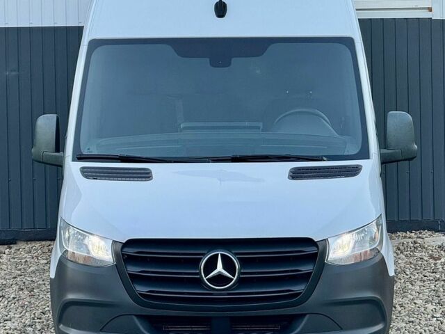 Белый Мерседес Sprinter, объемом двигателя 2.14 л и пробегом 299 тыс. км за 23300 $, фото 6 на Automoto.ua