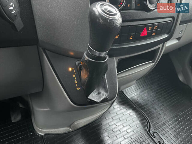 Белый Мерседес Sprinter, объемом двигателя 3 л и пробегом 300 тыс. км за 29500 $, фото 41 на Automoto.ua