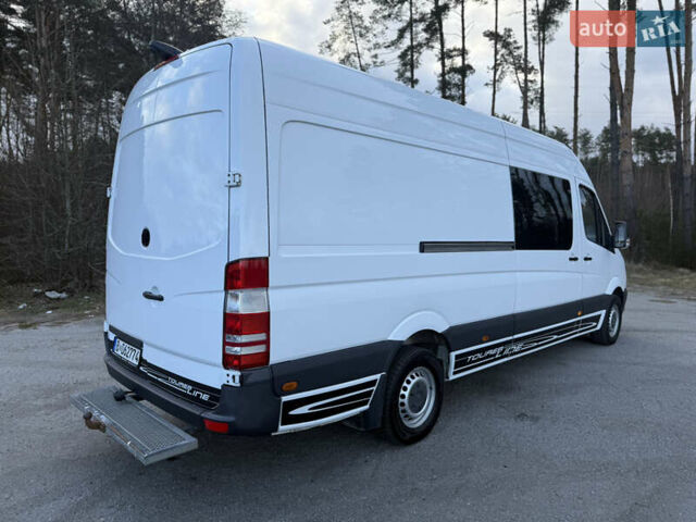 Белый Мерседес Sprinter, объемом двигателя 3 л и пробегом 220 тыс. км за 31500 $, фото 6 на Automoto.ua