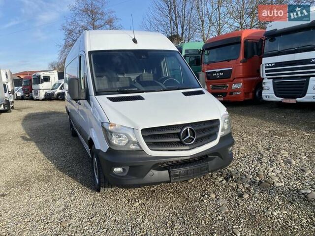 Белый Мерседес Sprinter, объемом двигателя 2.2 л и пробегом 290 тыс. км за 19950 $, фото 12 на Automoto.ua