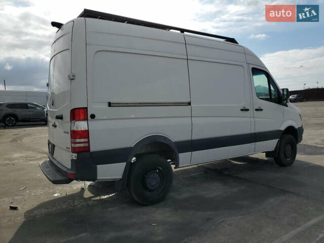 Белый Мерседес Sprinter, объемом двигателя 3 л и пробегом 150 тыс. км за 33000 $, фото 4 на Automoto.ua