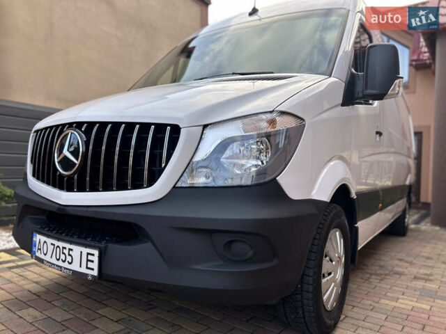 Білий Мерседес Sprinter, об'ємом двигуна 2.14 л та пробігом 160 тис. км за 24000 $, фото 2 на Automoto.ua