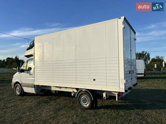 Белый Мерседес Sprinter, объемом двигателя 3 л и пробегом 150 тыс. км за 23800 $, фото 13 на Automoto.ua