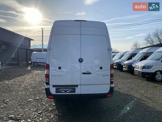 Белый Мерседес Sprinter, объемом двигателя 2.2 л и пробегом 290 тыс. км за 19950 $, фото 7 на Automoto.ua
