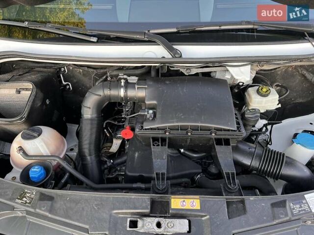 Белый Мерседес Sprinter, объемом двигателя 2.2 л и пробегом 288 тыс. км за 19700 $, фото 16 на Automoto.ua