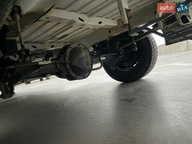 Белый Мерседес Sprinter, объемом двигателя 3 л и пробегом 300 тыс. км за 29500 $, фото 63 на Automoto.ua