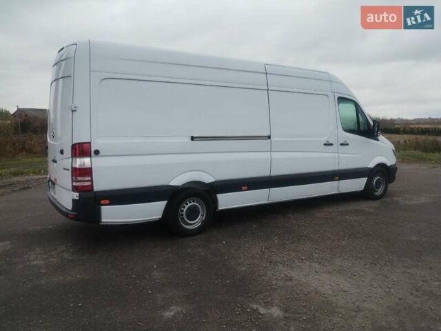 Белый Мерседес Sprinter, объемом двигателя 2.2 л и пробегом 262 тыс. км за 20700 $, фото 8 на Automoto.ua