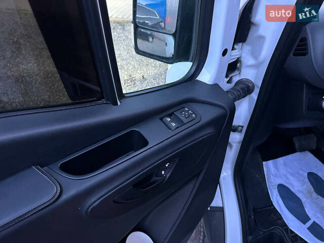 Білий Мерседес Sprinter, об'ємом двигуна 2.14 л та пробігом 365 тис. км за 24500 $, фото 11 на Automoto.ua