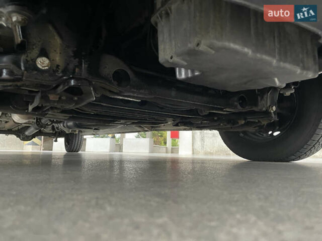 Белый Мерседес Sprinter, объемом двигателя 3 л и пробегом 300 тыс. км за 29500 $, фото 69 на Automoto.ua