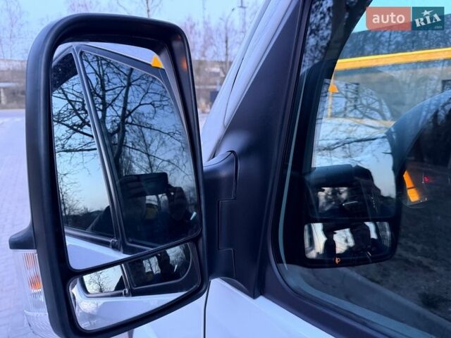 Белый Мерседес Sprinter, объемом двигателя 2.2 л и пробегом 259 тыс. км за 23800 $, фото 10 на Automoto.ua