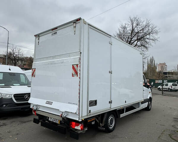 Белый Мерседес Sprinter, объемом двигателя 2.2 л и пробегом 230 тыс. км за 22500 $, фото 7 на Automoto.ua