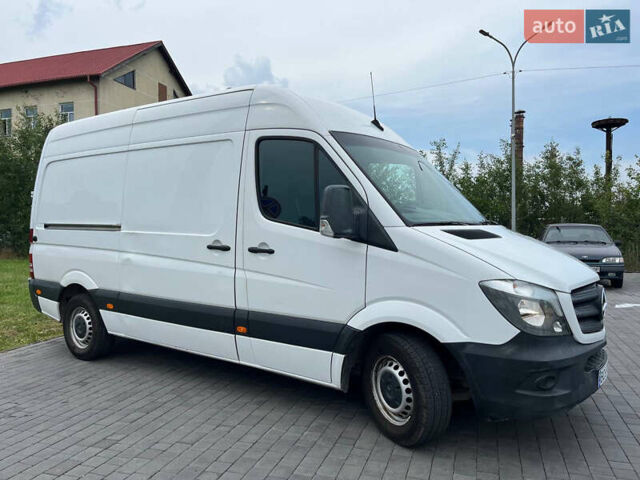 Белый Мерседес Sprinter, объемом двигателя 2.2 л и пробегом 260 тыс. км за 20500 $, фото 2 на Automoto.ua