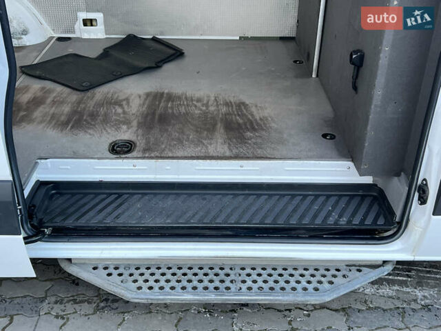 Белый Мерседес Sprinter, объемом двигателя 2.2 л и пробегом 370 тыс. км за 18300 $, фото 32 на Automoto.ua