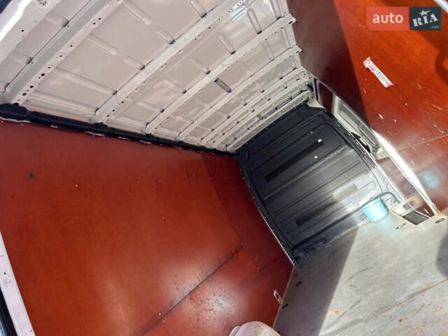 Білий Мерседес Sprinter, об'ємом двигуна 2.14 л та пробігом 160 тис. км за 24000 $, фото 69 на Automoto.ua
