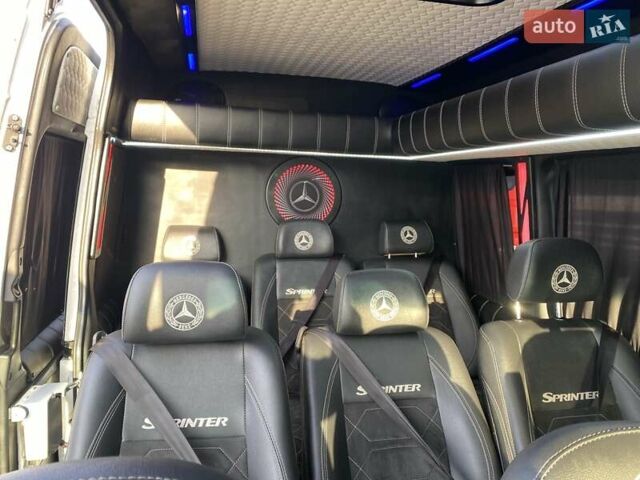 Білий Мерседес Sprinter, об'ємом двигуна 2.14 л та пробігом 368 тис. км за 25750 $, фото 59 на Automoto.ua