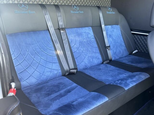 Білий Мерседес Sprinter, об'ємом двигуна 2.1 л та пробігом 420 тис. км за 40627 $, фото 8 на Automoto.ua