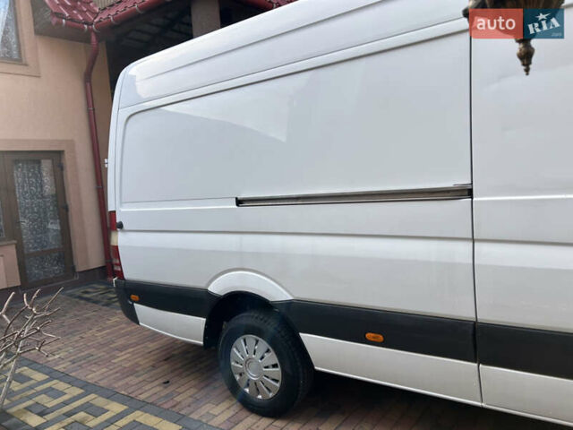 Білий Мерседес Sprinter, об'ємом двигуна 2.14 л та пробігом 160 тис. км за 24000 $, фото 10 на Automoto.ua