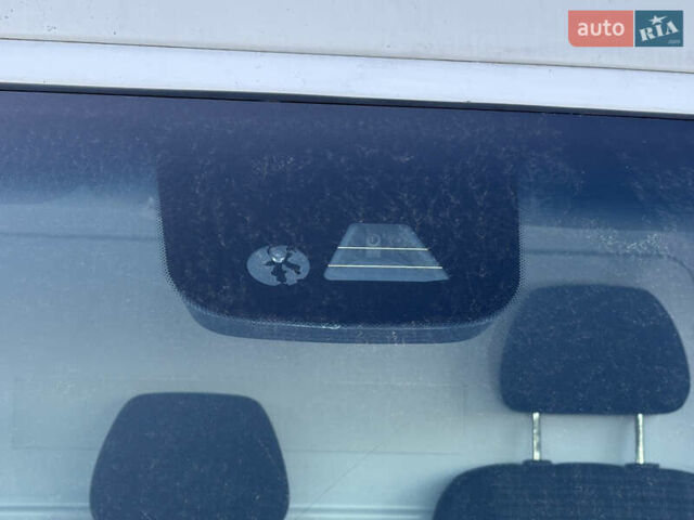 Белый Мерседес Sprinter, объемом двигателя 2.2 л и пробегом 264 тыс. км за 24300 $, фото 34 на Automoto.ua