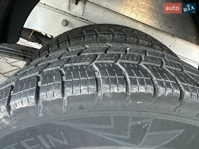 Белый Мерседес Sprinter, объемом двигателя 2.2 л и пробегом 264 тыс. км за 24300 $, фото 14 на Automoto.ua