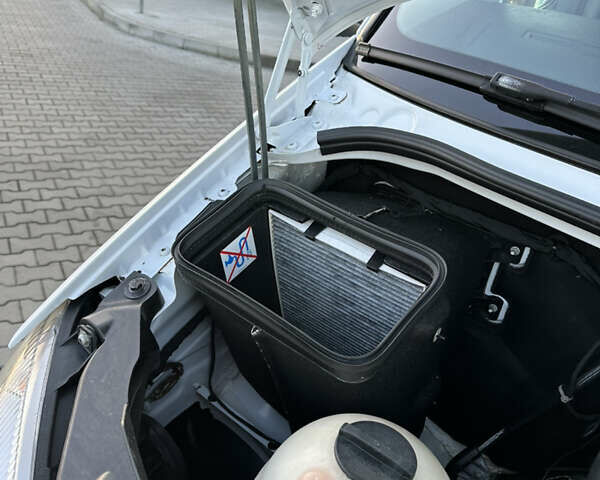 Белый Мерседес Sprinter, объемом двигателя 2.2 л и пробегом 264 тыс. км за 24300 $, фото 31 на Automoto.ua