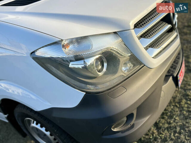 Белый Мерседес Sprinter, объемом двигателя 3 л и пробегом 150 тыс. км за 23800 $, фото 29 на Automoto.ua