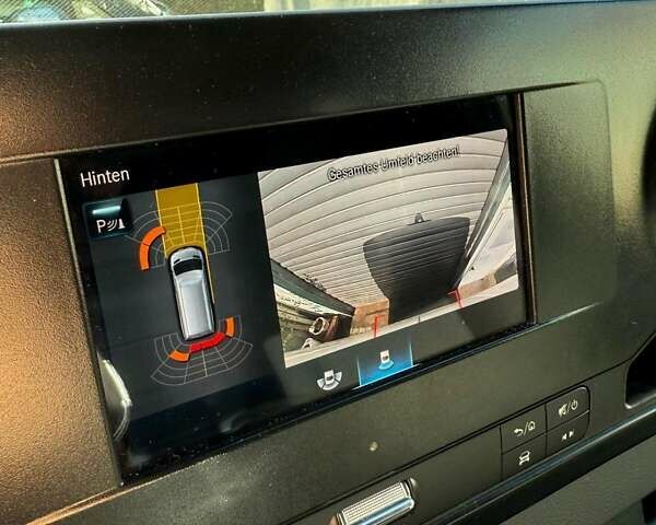 Белый Мерседес Sprinter, объемом двигателя 2.15 л и пробегом 300 тыс. км за 26000 $, фото 9 на Automoto.ua