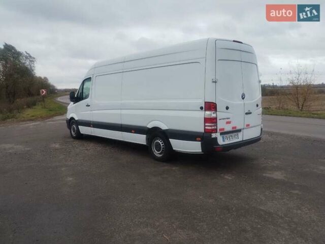 Белый Мерседес Sprinter, объемом двигателя 2.2 л и пробегом 262 тыс. км за 20700 $, фото 4 на Automoto.ua
