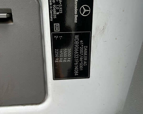 Белый Мерседес Sprinter, объемом двигателя 2.2 л и пробегом 260 тыс. км за 20500 $, фото 14 на Automoto.ua