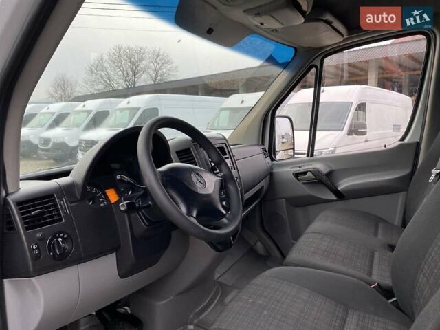 Білий Мерседес Sprinter, об'ємом двигуна 2.2 л та пробігом 161 тис. км за 19850 $, фото 23 на Automoto.ua