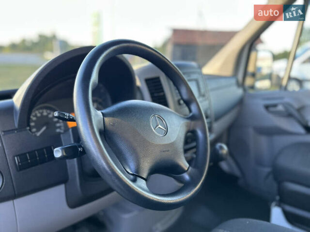 Белый Мерседес Sprinter, объемом двигателя 3 л и пробегом 150 тыс. км за 23800 $, фото 44 на Automoto.ua