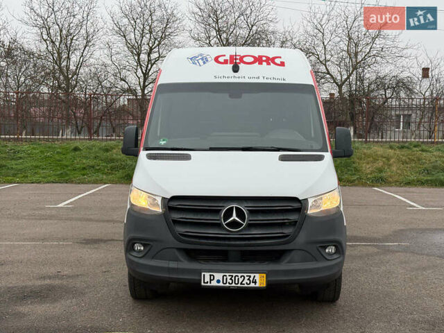 Білий Мерседес Sprinter, об'ємом двигуна 2.1 л та пробігом 313 тис. км за 25900 $, фото 1 на Automoto.ua