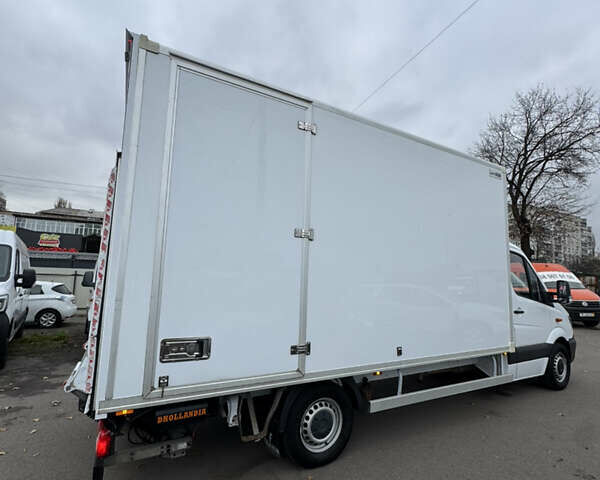 Белый Мерседес Sprinter, объемом двигателя 2.2 л и пробегом 230 тыс. км за 22500 $, фото 9 на Automoto.ua