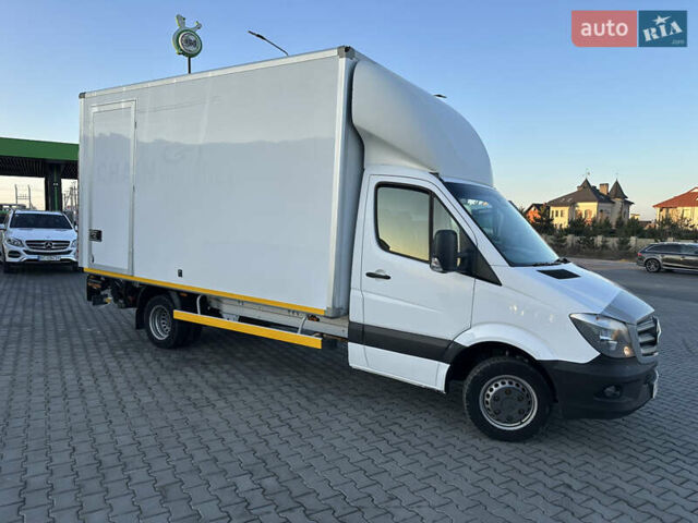 Белый Мерседес Sprinter, объемом двигателя 2.2 л и пробегом 264 тыс. км за 24300 $, фото 1 на Automoto.ua