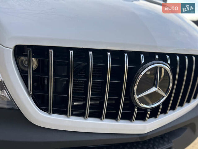 Білий Мерседес Sprinter, об'ємом двигуна 2.14 л та пробігом 160 тис. км за 24000 $, фото 65 на Automoto.ua